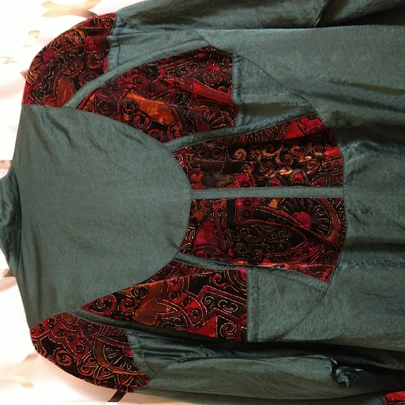 Vintage 1980's 2 Piece Lavon Nylon/Satin Track Suit Windbreaker - Picture 5 of 6